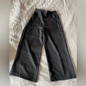Aritzia Wilfred Black Wide Leg Pant